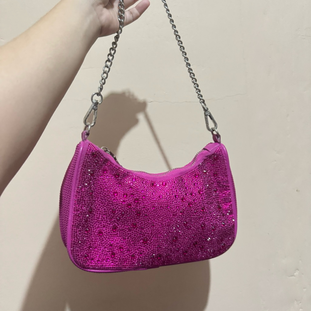 steve madden preloved sling bag pink