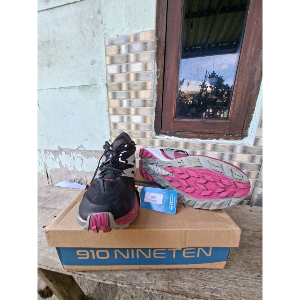 Sepatu 910 Nineten Yuza Speedgoth