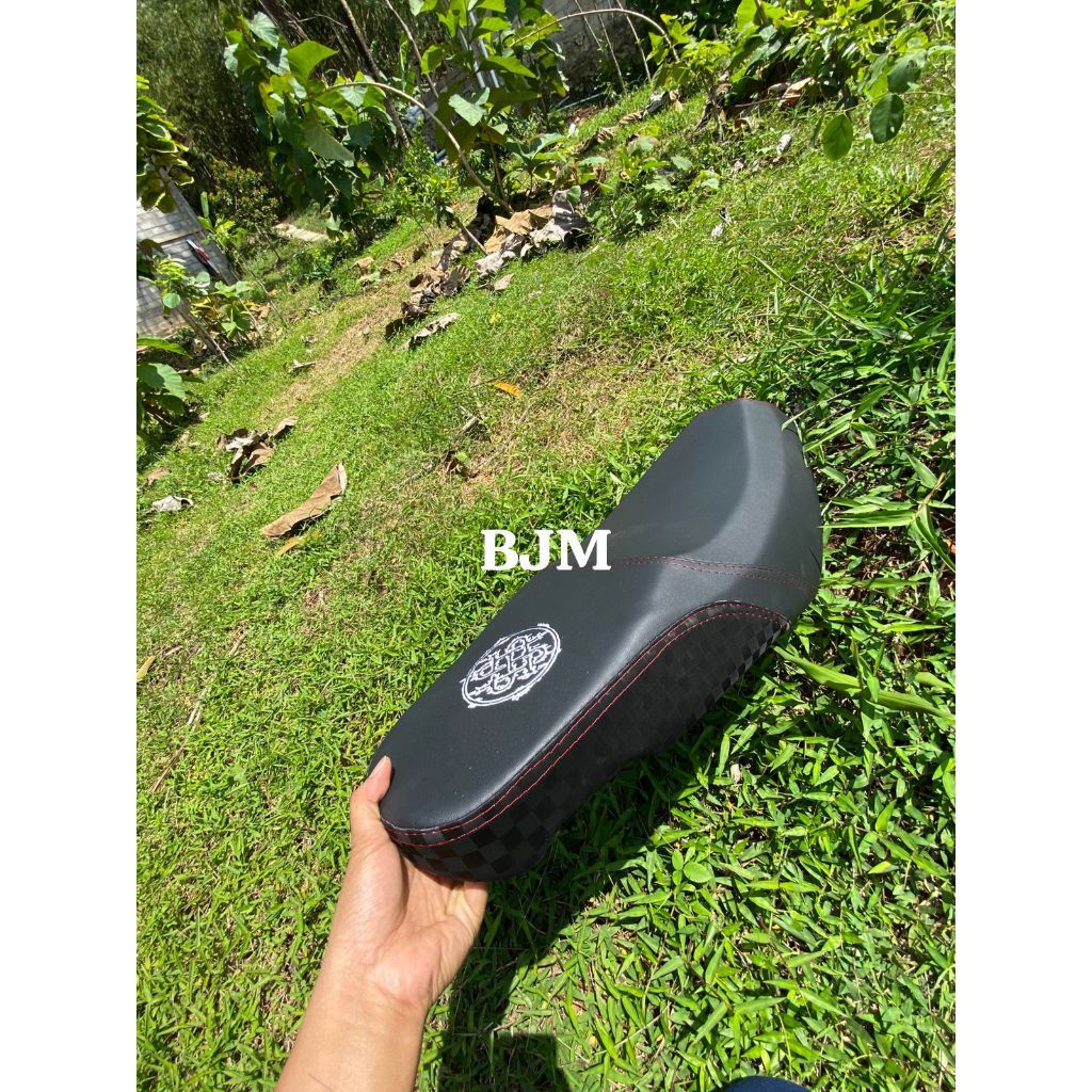 Jok Mio Sporty/Smile Kulit Arvi Signature Kombinasi Karbon Catur 3D