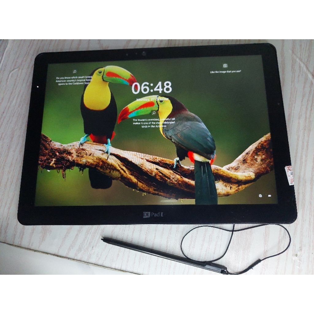 Tablet Windows Second Berkualitas Fujitsu V727 Core M-3 RAM 8GB SSD 256GB Mulus Normal