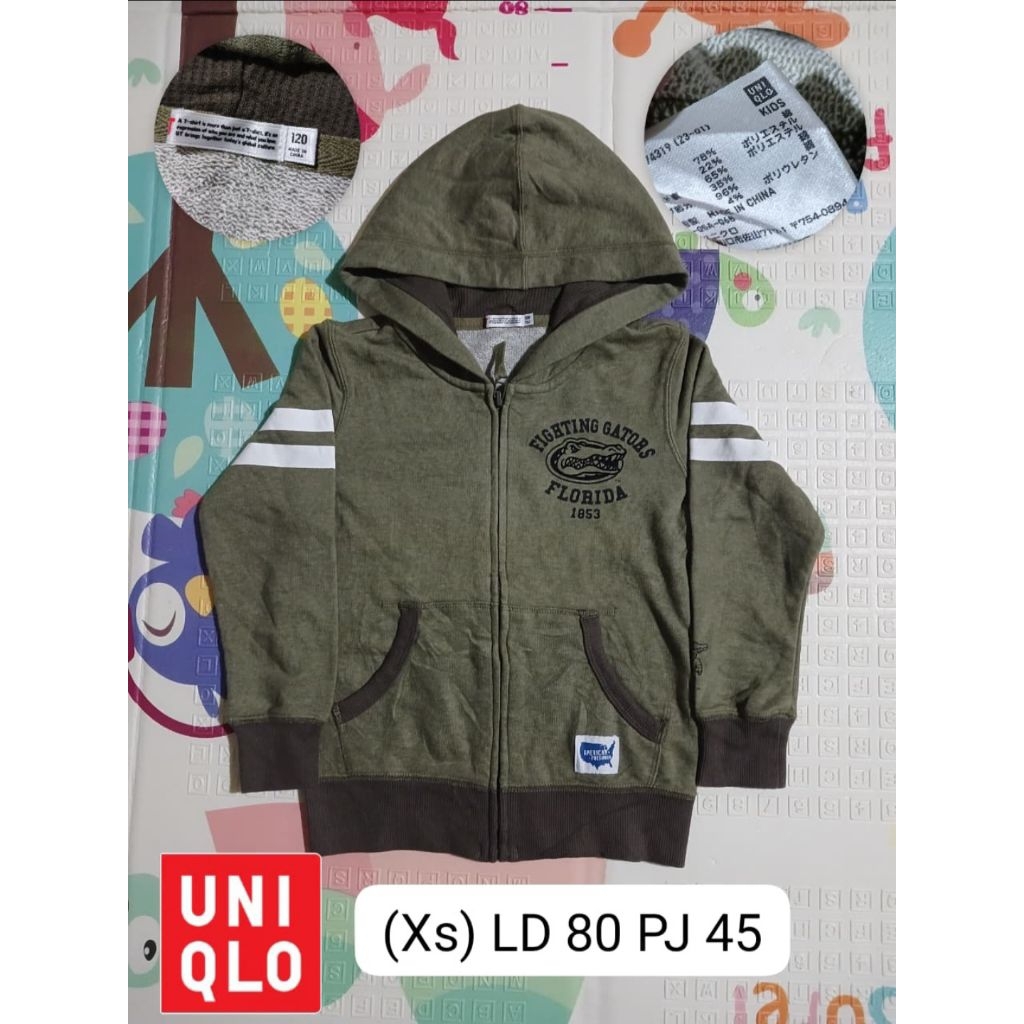 hoodie jaket anak uniqlo warna army tag 120 like new promo murah