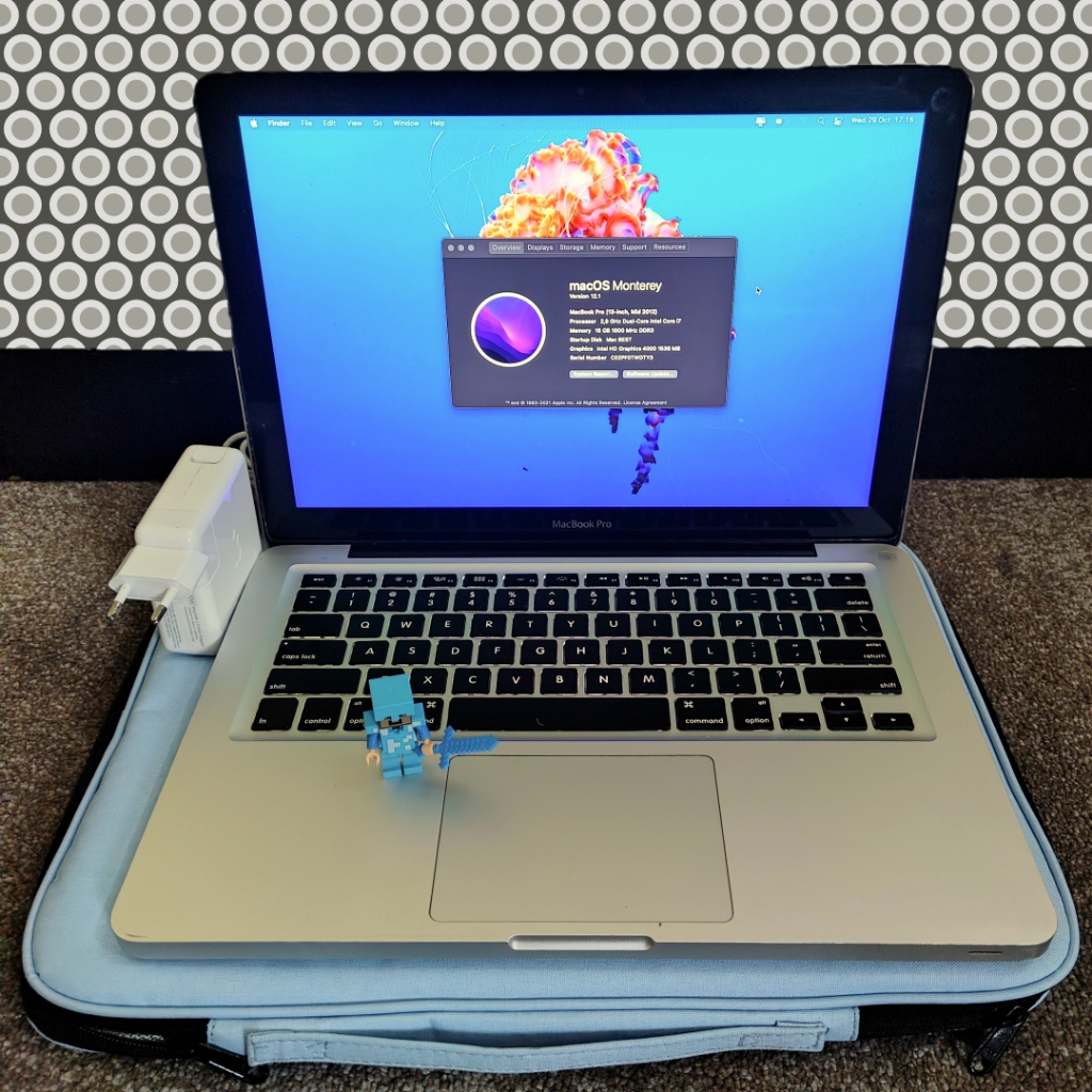 Macbook Pro 2012 intel i5 RAM 16GB SSD 256gb