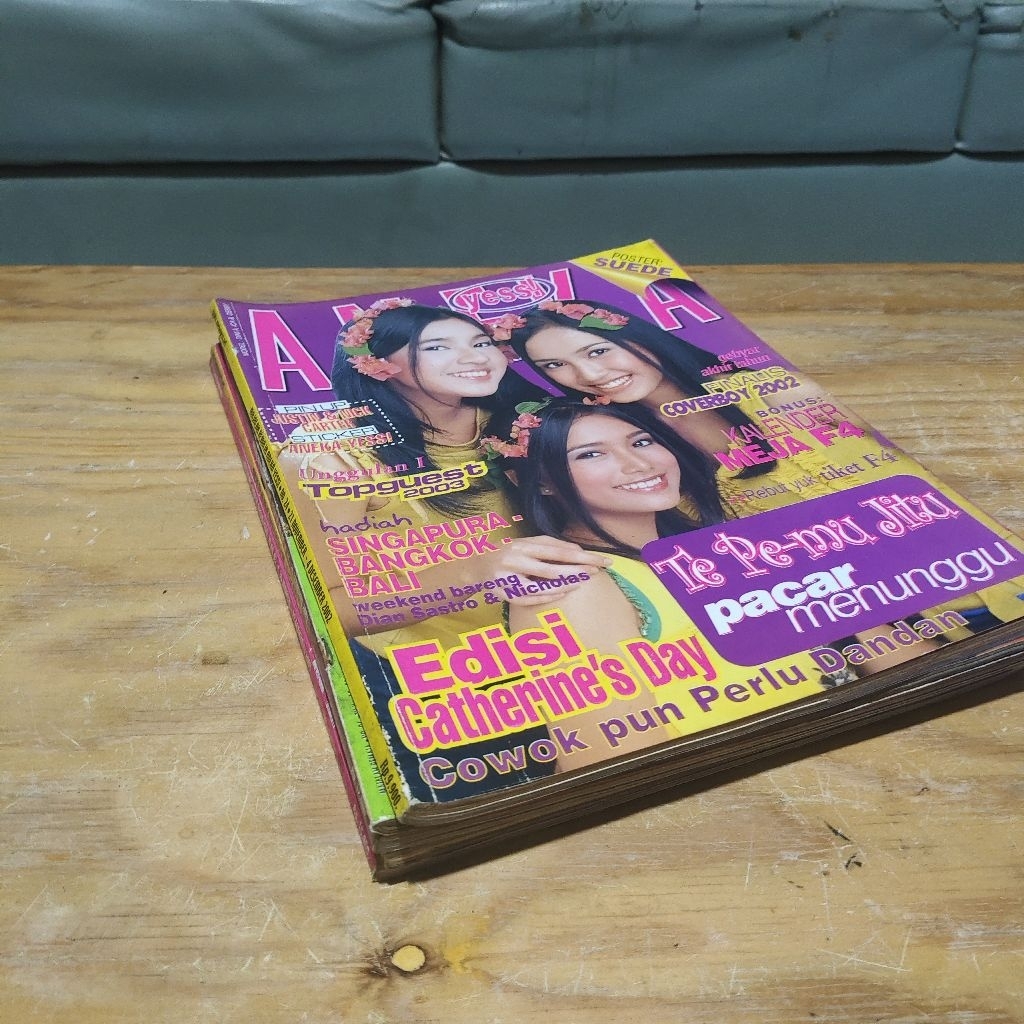 Majalah Aneka Yess Random