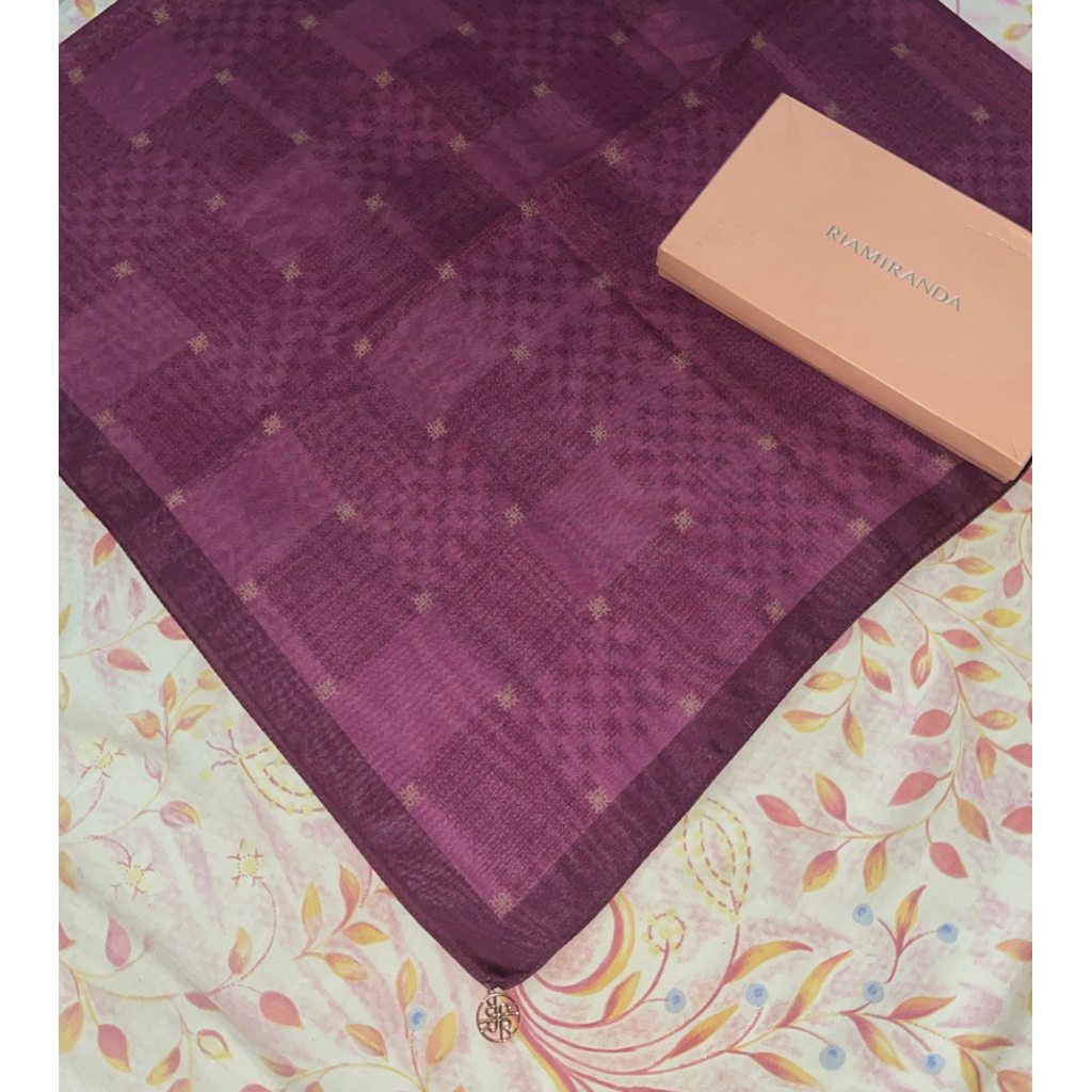 Riamiranda monogram scarf