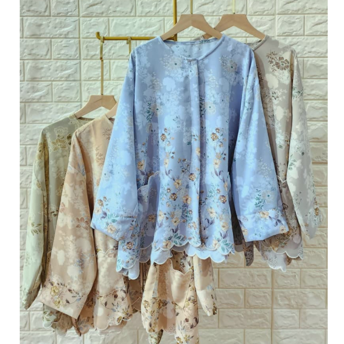 KEMEJA/BLOUSE BATWING CELINE MOTIF BUNGA