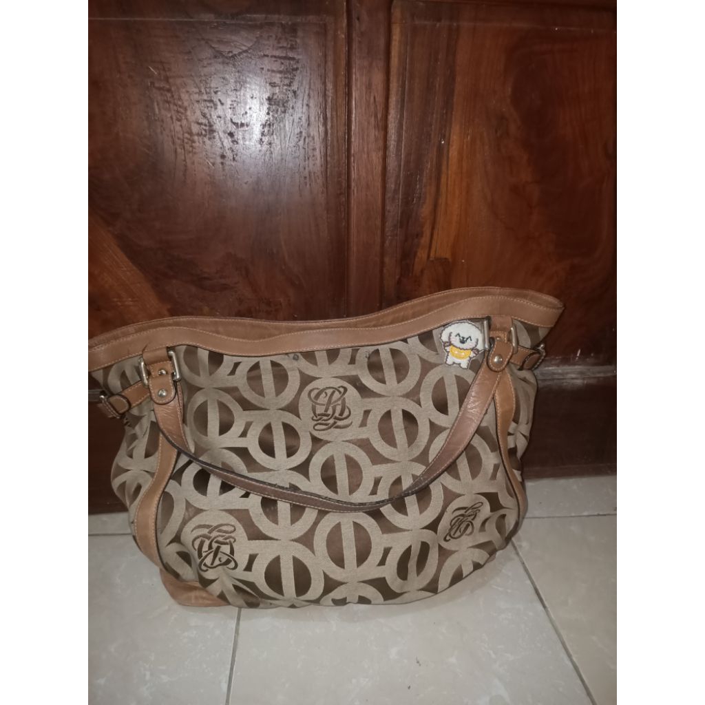 tas preloved brand LQ