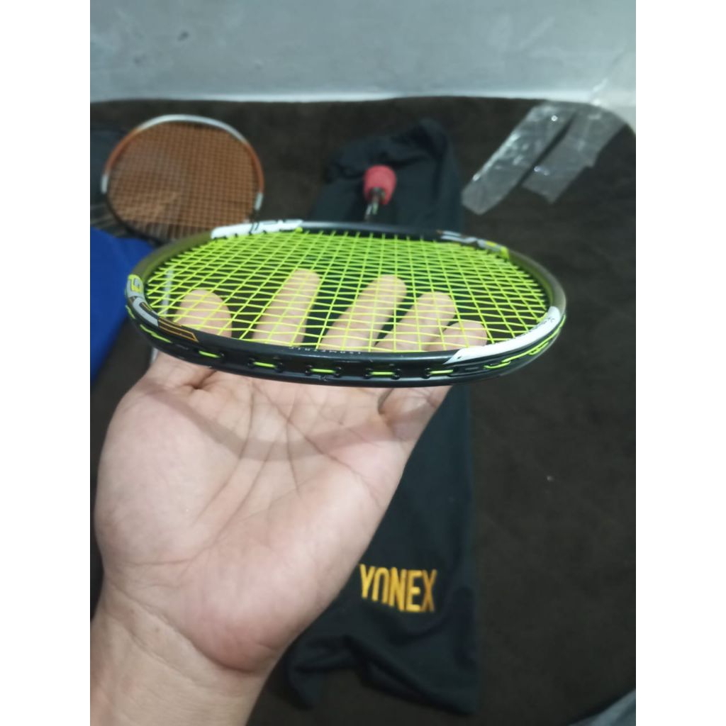 Raket yonex voltric 11 dg slim + tas