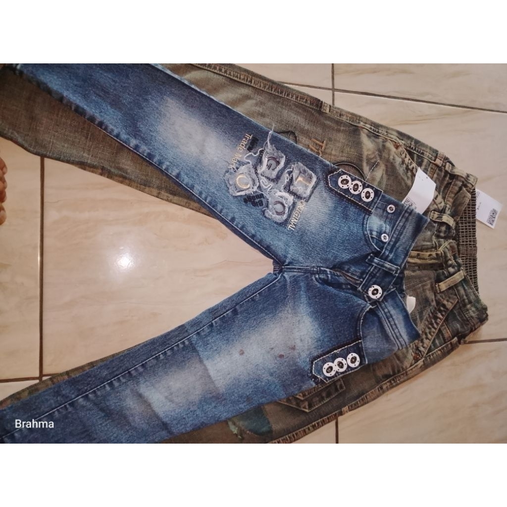 OBRAL CUCI GUDANG CELANA JEANS DEWASA ANAK