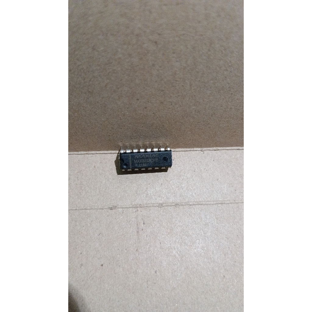 6795 ic dip max3232cpe max 3232 cpe max3232 3232cpe maxim