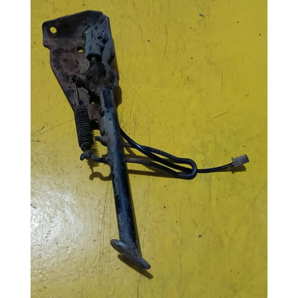 standar samping vespa lx s lxv