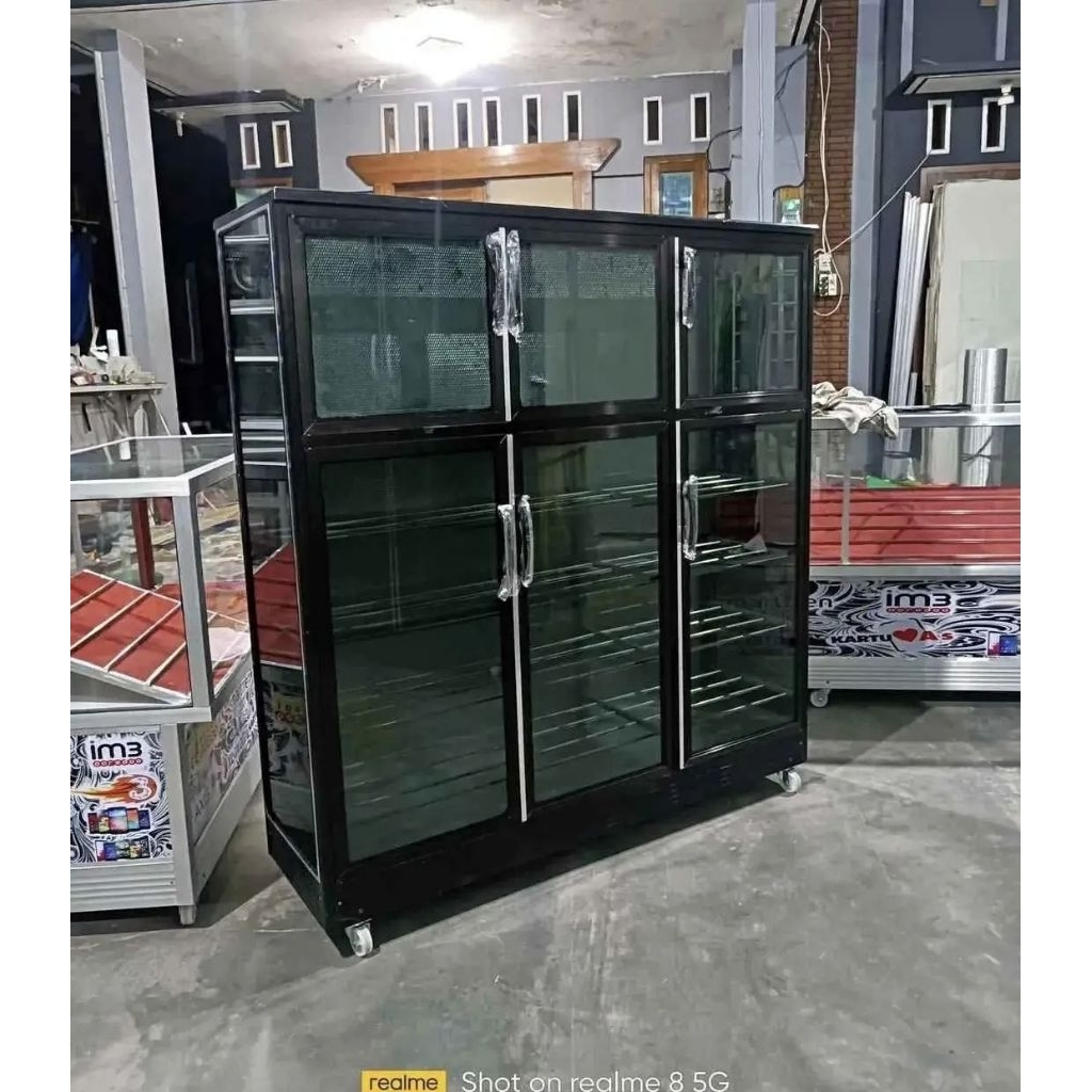 rak sepatu 2p dan helm