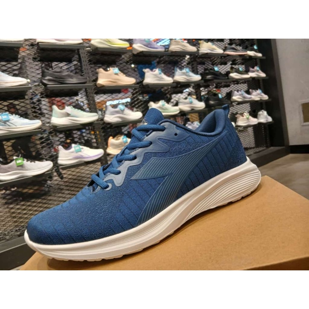 sepatu sport women diadora navy sepatu olahraga diadora cewek