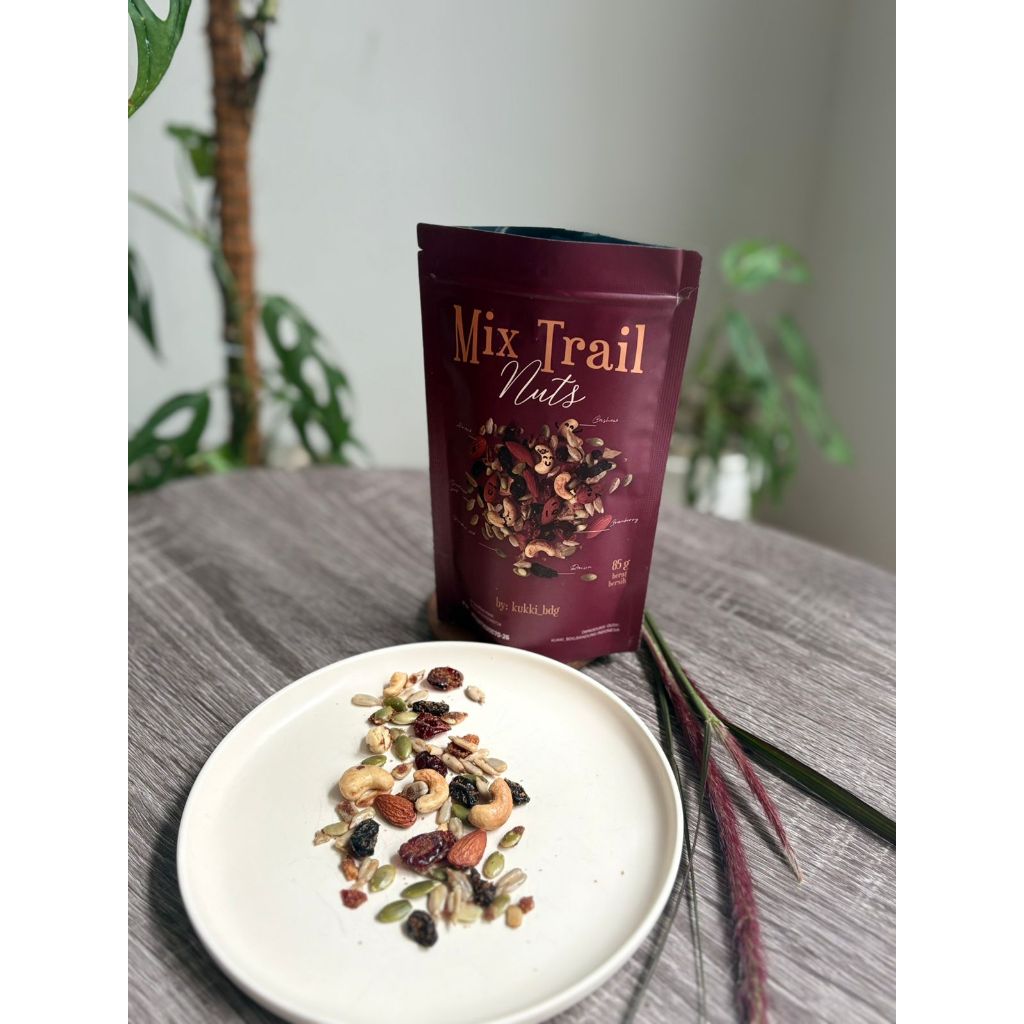 Mix Trail Nuts 85gr by kukki.bdg – Camilan Sehat Almond, Mede, Cranberry, Biji Labu, dan Kismis | Sn