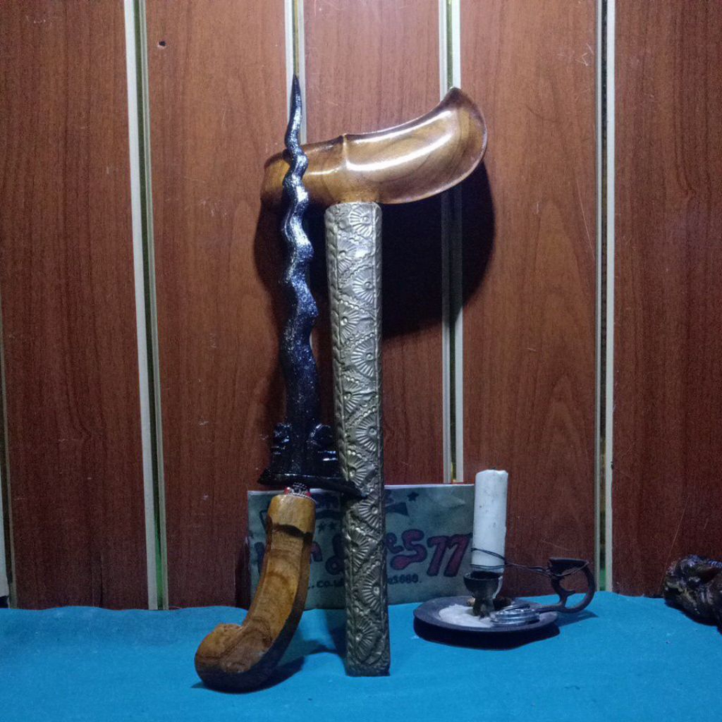 keris ageman omyangjimbe Luk 11 cirebon