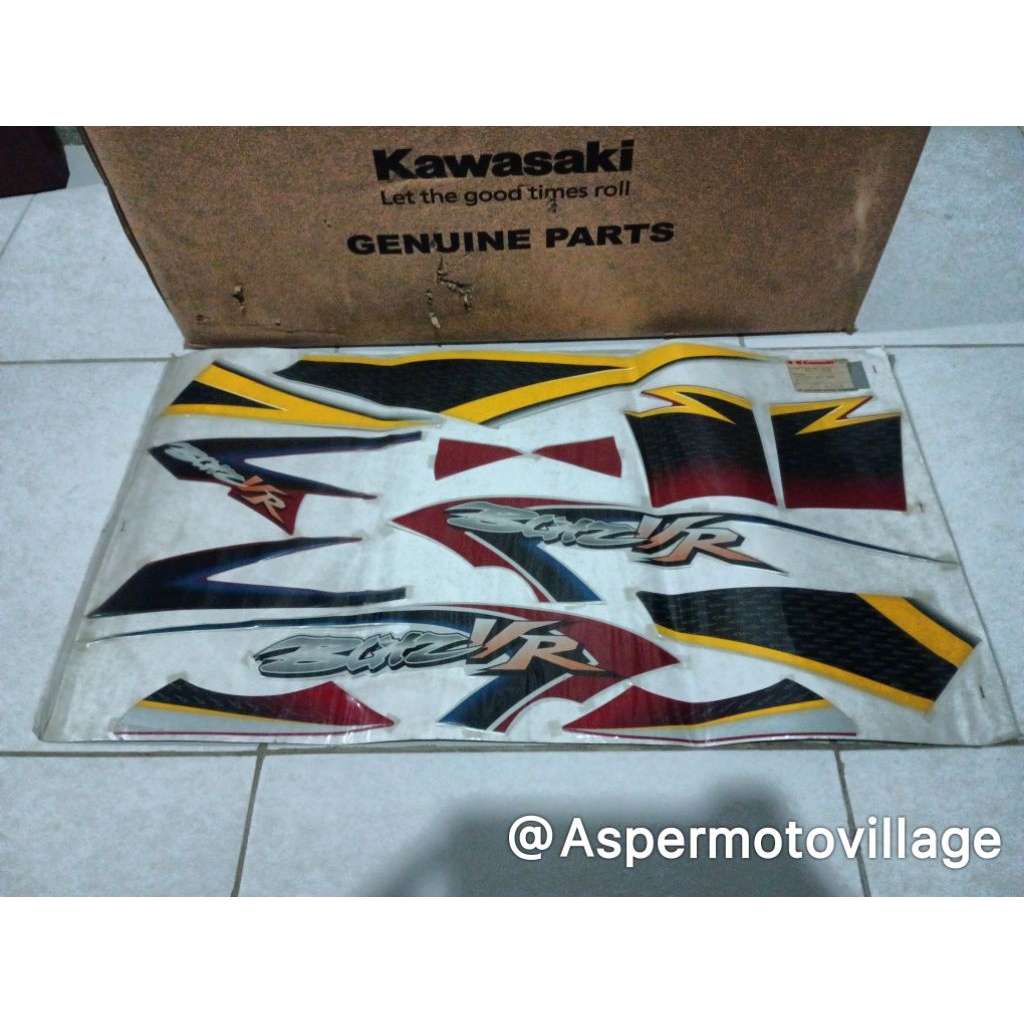 striping Blitz R Blitz VR