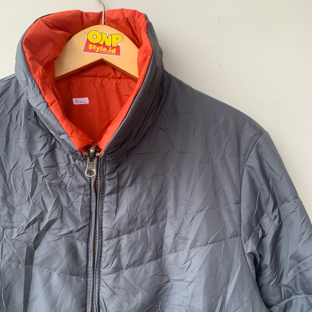 Jacket UNIQLO Reversible Jacket Bolak Balik