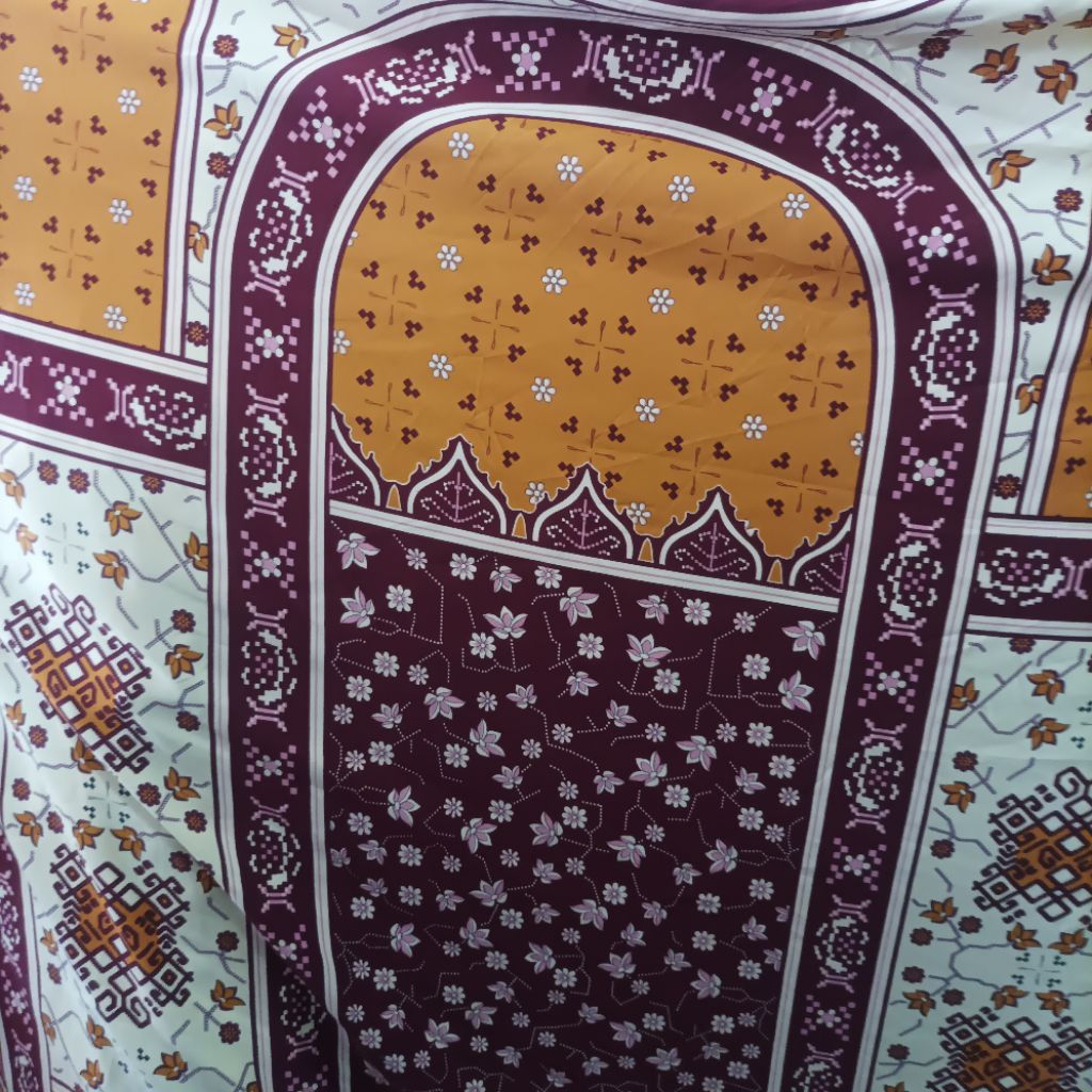 KAIN WOOLPEACH WOLFIS MOTIF Mihrab / Gerbang Marun Oranye Bahan Mukena Meteran (Harga Kain Per½ Mete