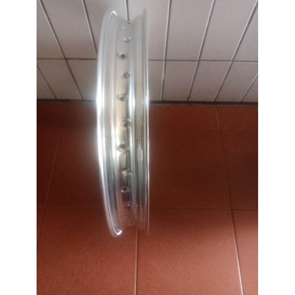 velg 19x215 hole 40 untukmotor bmw kwaci inggrisan