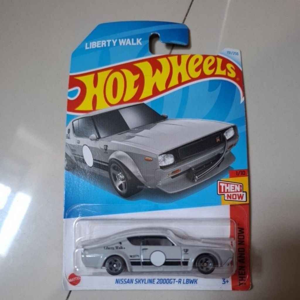 hotwheels nissan skyline 2000gt