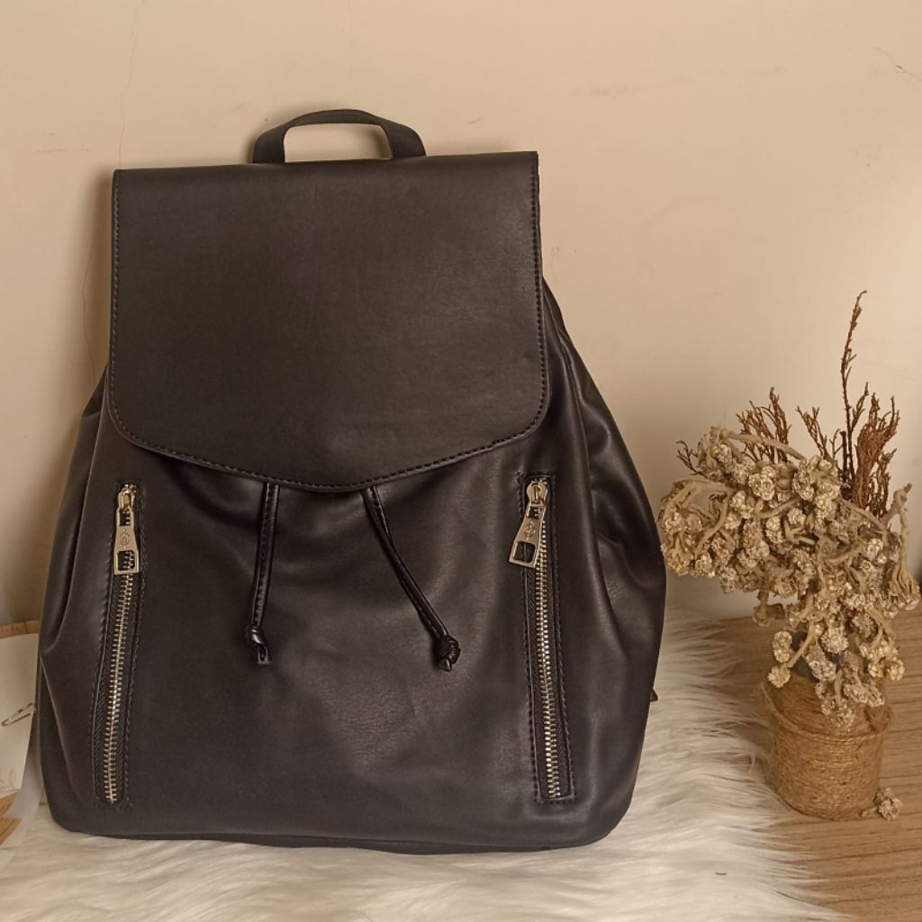 Backpack Stradivarius Original | Tas Punggung Wanita Kulit Sintetis Hitam Serut