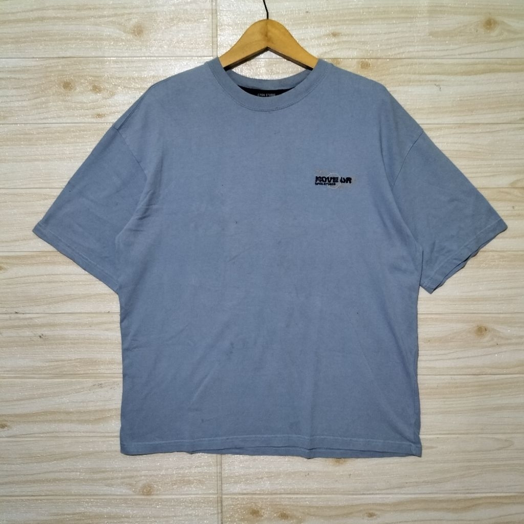 1072. T shirt Kaos CPGN STUDIO Size M Tag/L P71  LD114