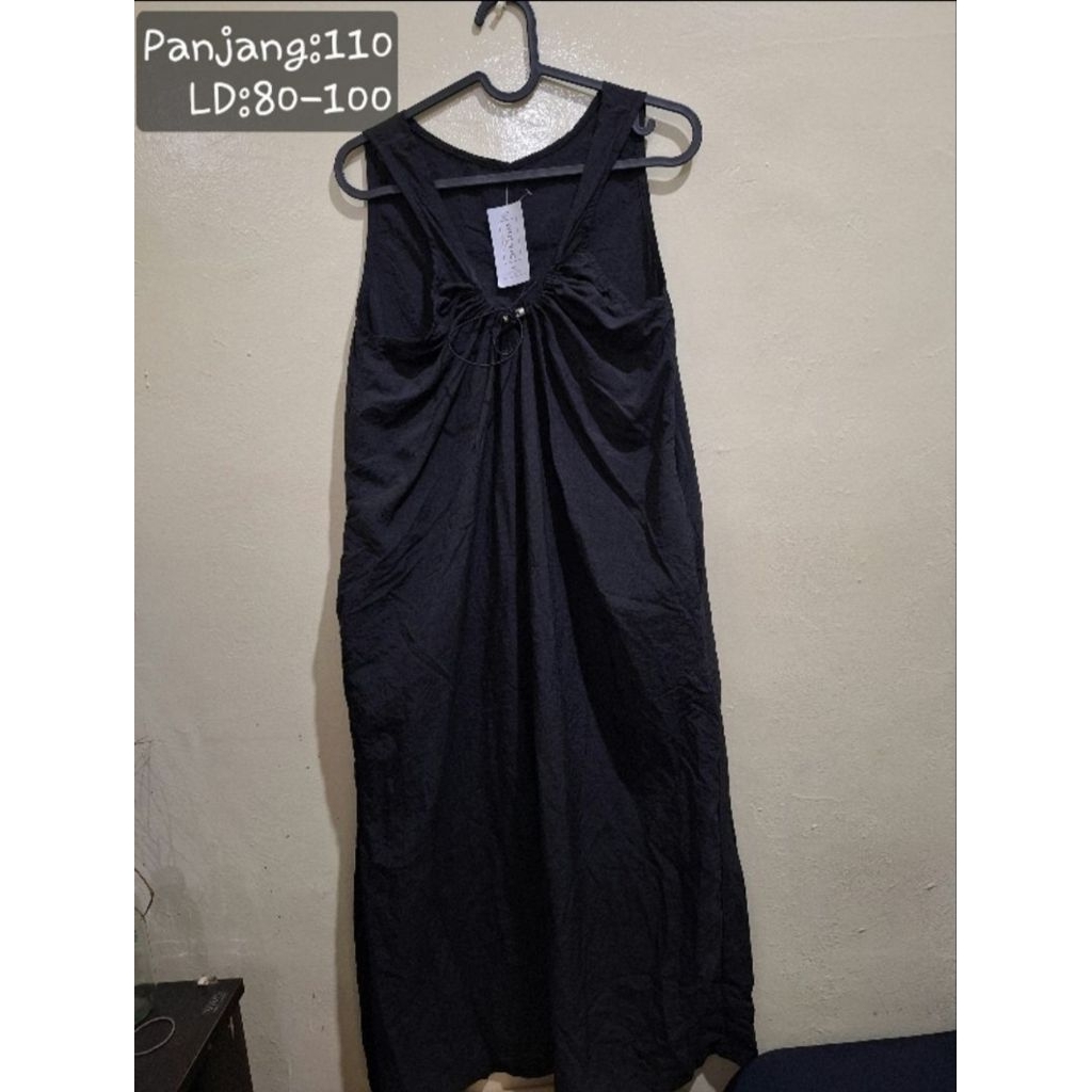 long dress hitam
