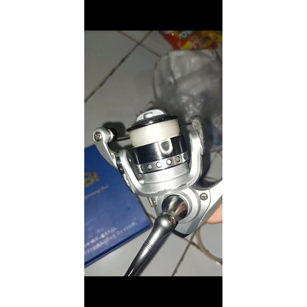 Reel Ryobi Smurf 800