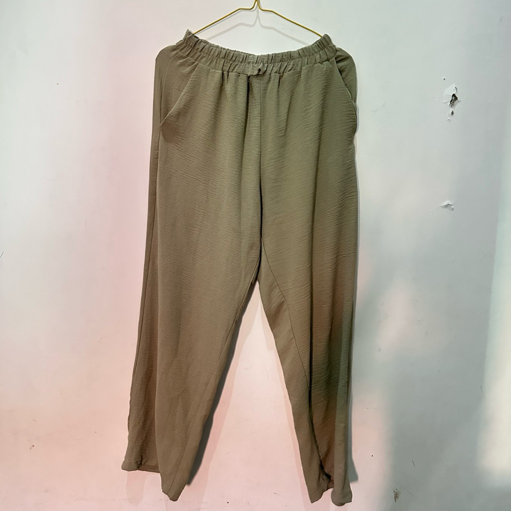 Preloved Celana Linen Aleeya Brand