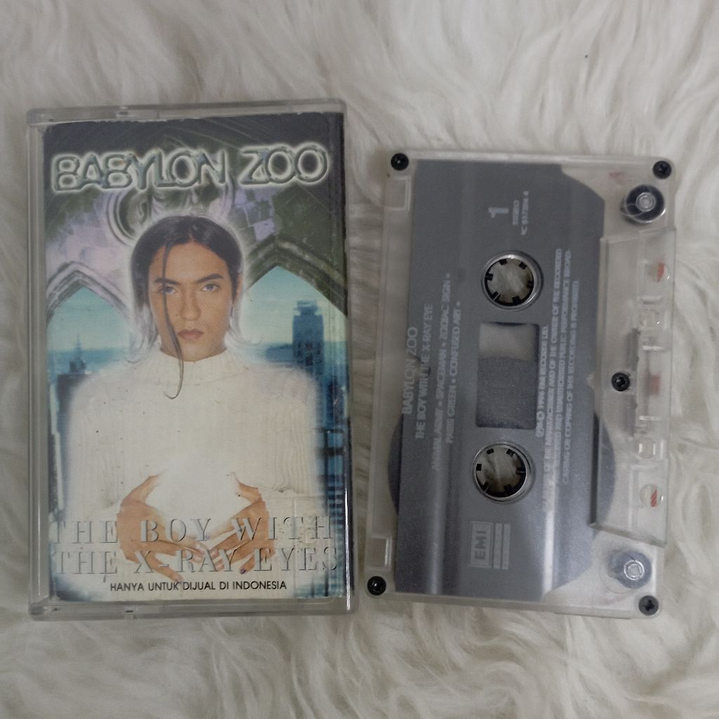 Kaset Pita Babylon zoo