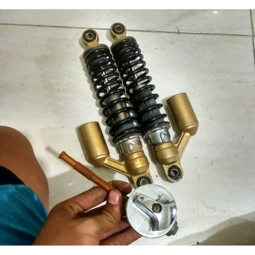 SKOK BELAKANG TIGER REVO ORI COPOTAN SHOWA