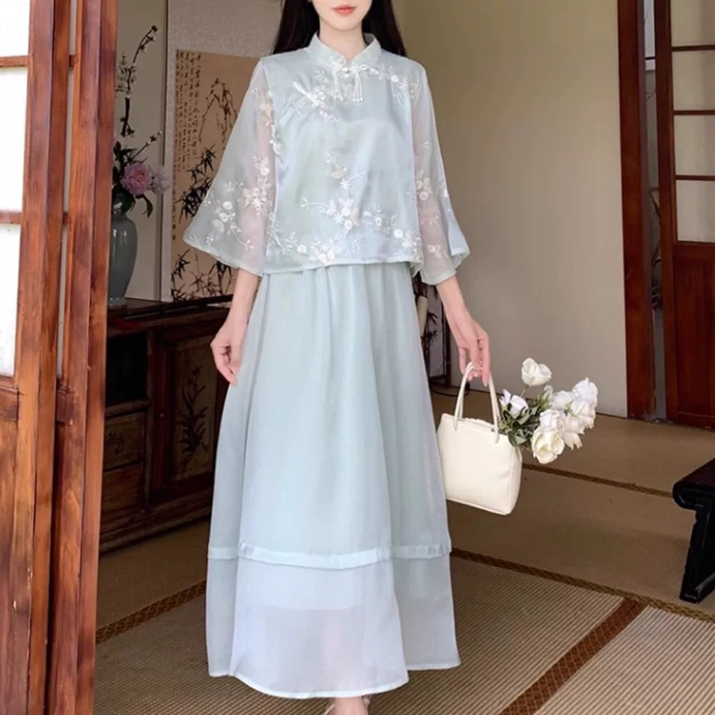One Set Hanfu Modern Mint – Set Rok Atasan Bordir Bunga Elegan