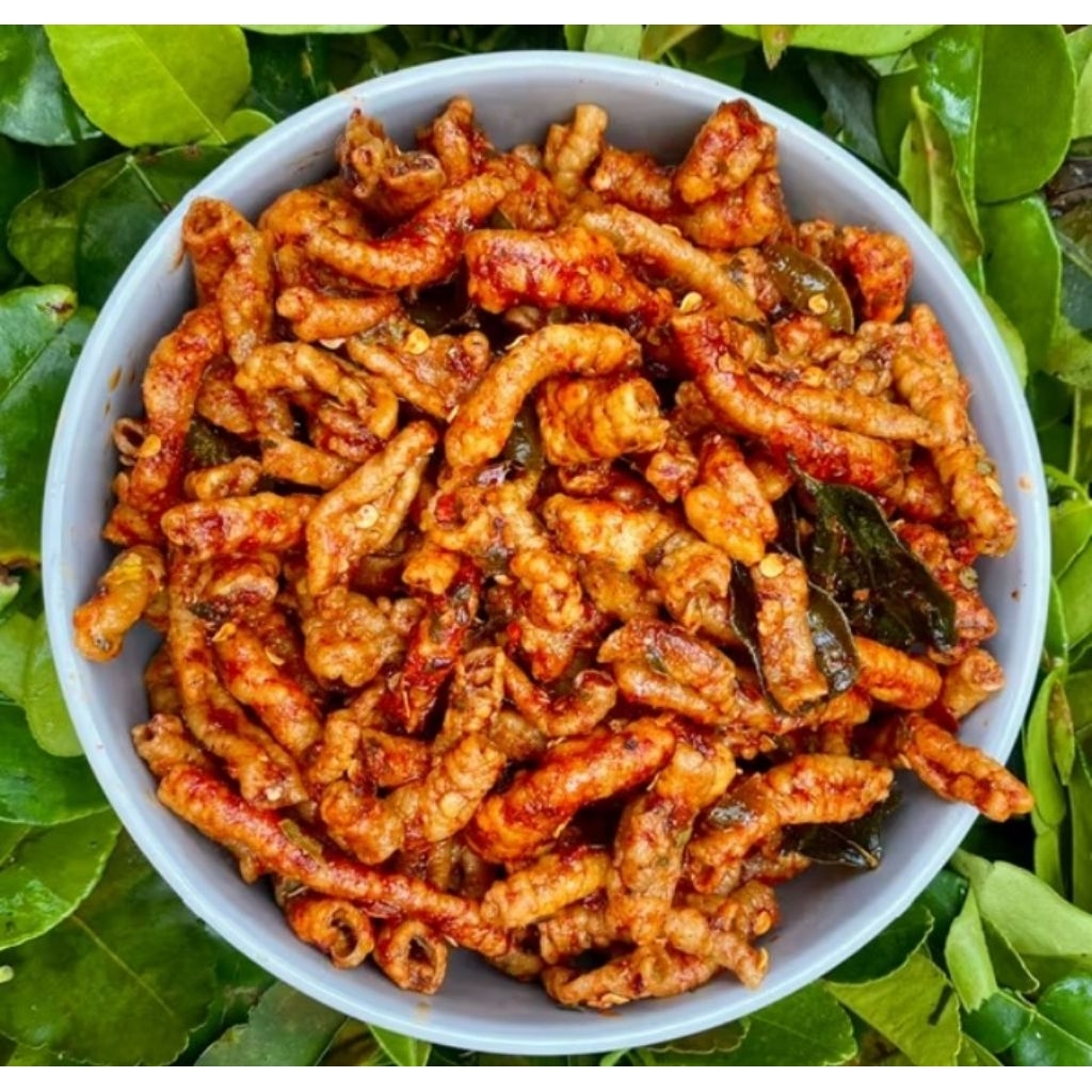 Keripik usus pedas daun jeruk/100gram