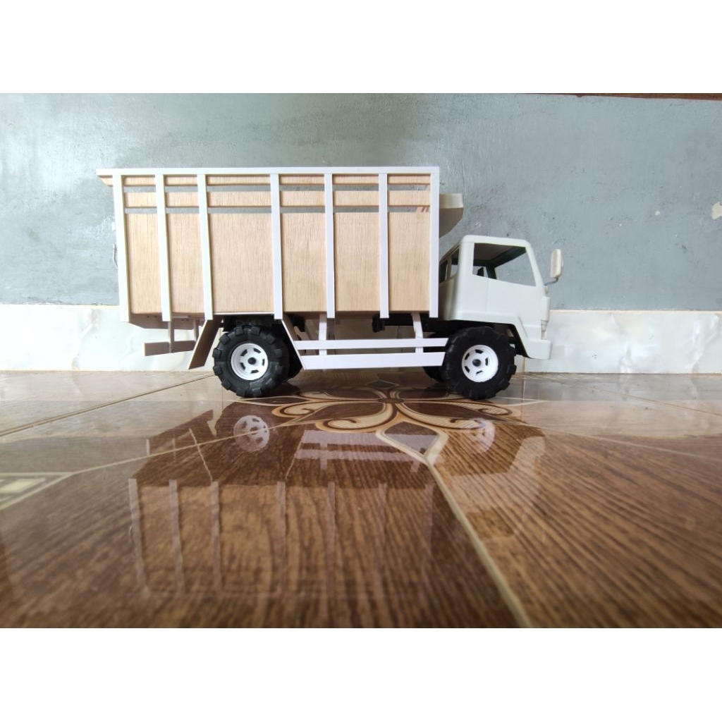 miniatur truk plastik modifikasi herex style