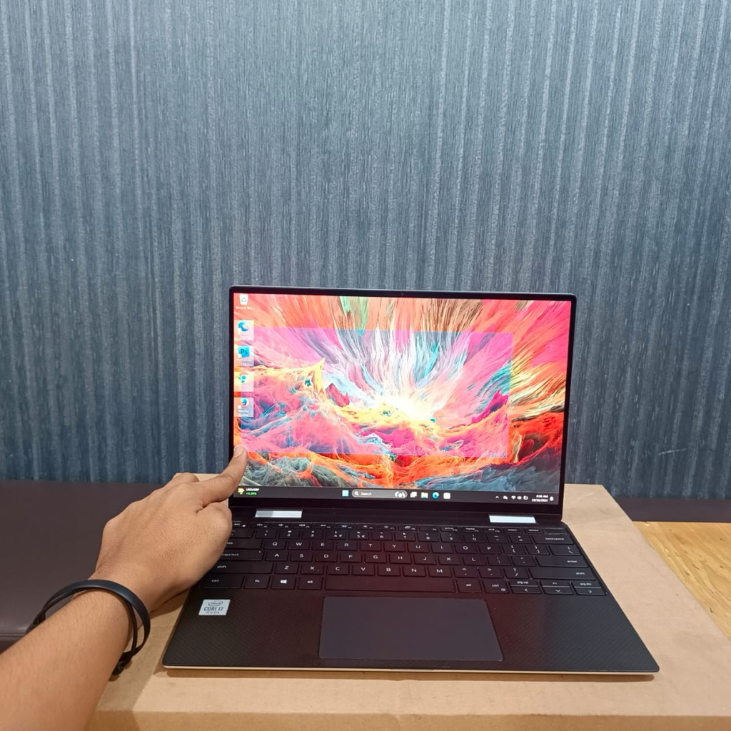 DELL XPS 13 7390, 2 in 1, Touchscreen, 4K, Intel Core i7-1065G7/ 16GB/ 512GB/Lengkap/ Silver Black
