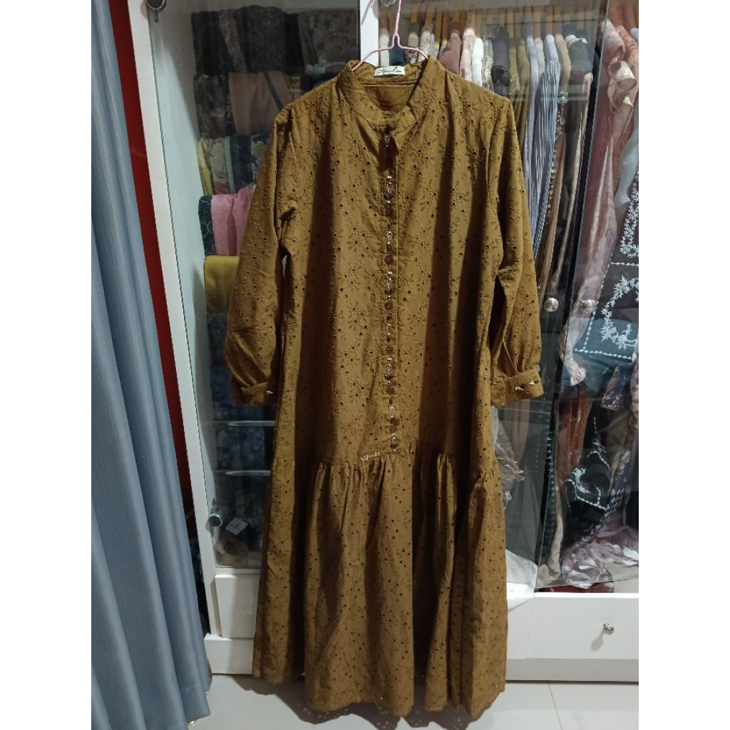 Katun bolong premium