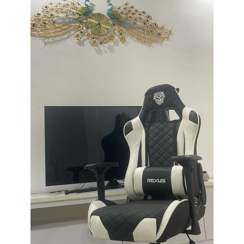 KURSI GAMING REXUS