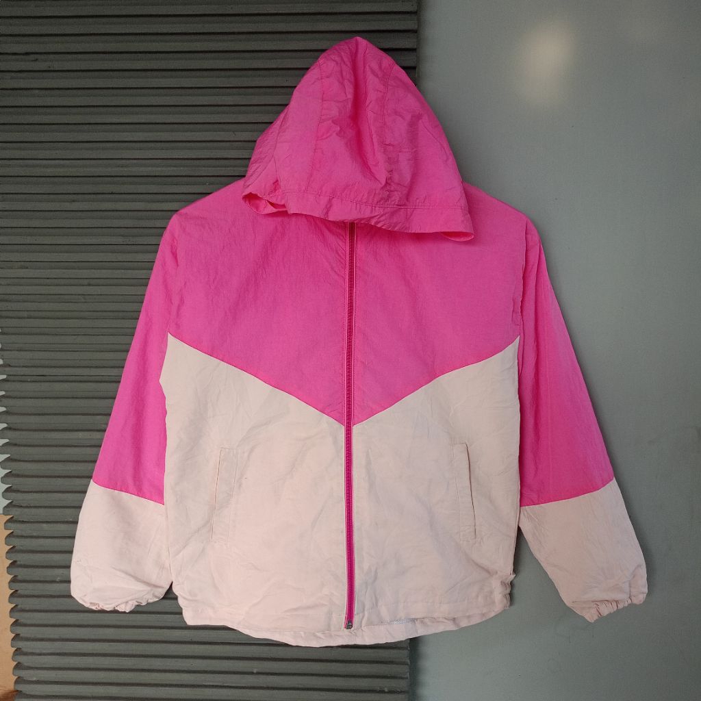 jaket parasit olahraga topten