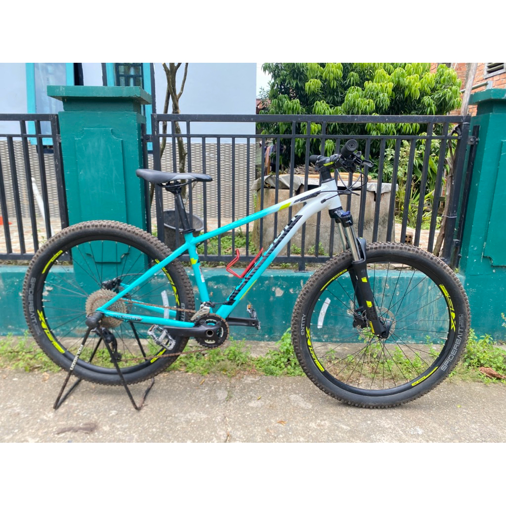 POLYGON XTRADA 5 S 27.5