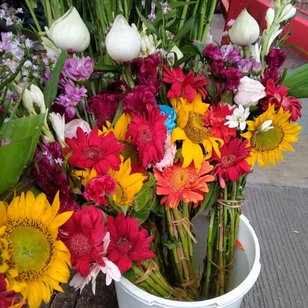 Kembang sembahyang bunga sembahyang iket Kembang Sembahyang Bunga Per Iket Rangkaian Altar Doa Segar