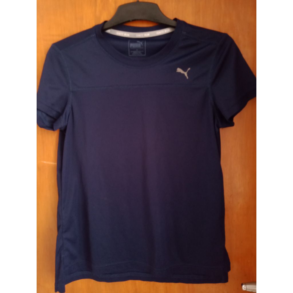 kaos olahraga perempuan puma preloved