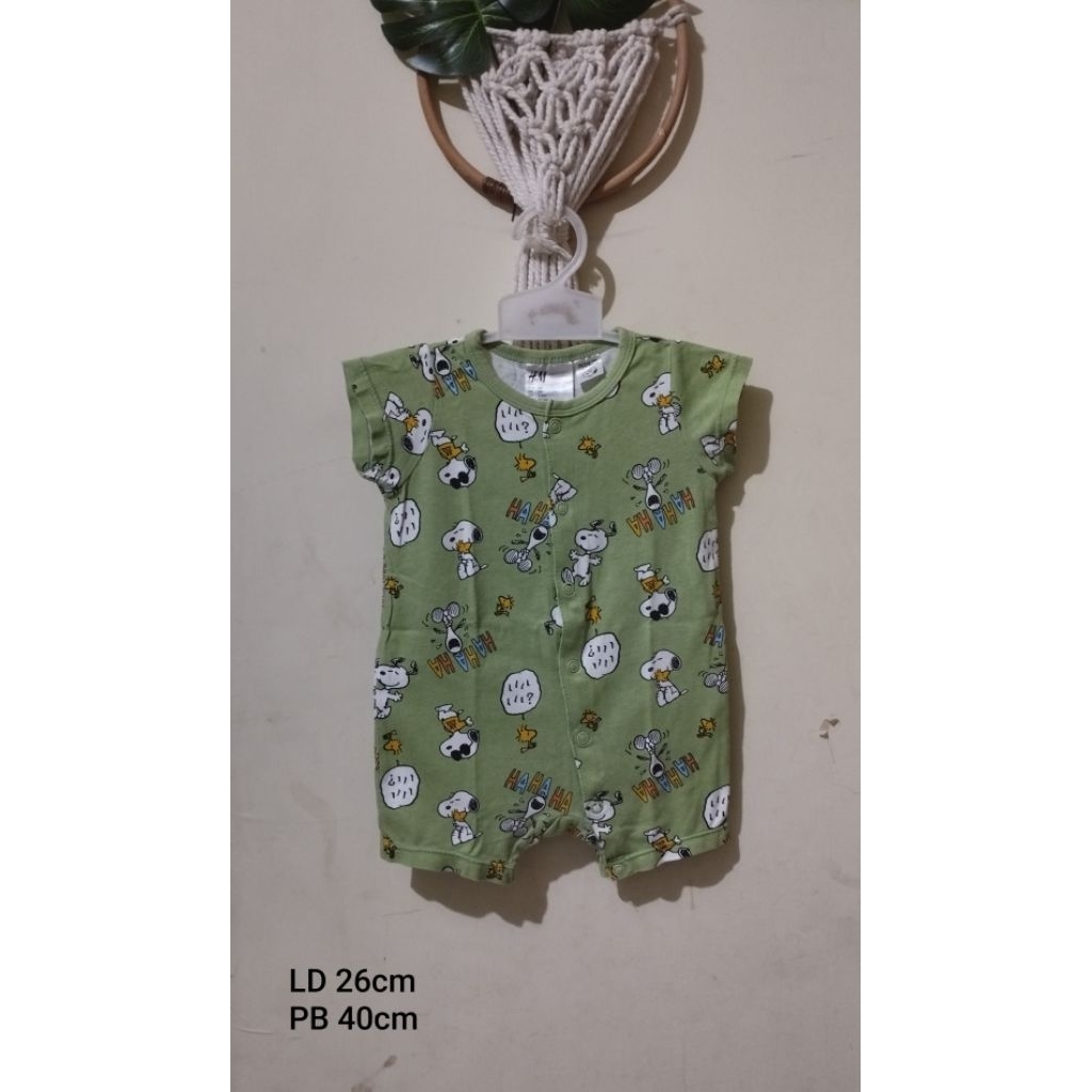 pre❤️ romper baby by HnM X Snoopy