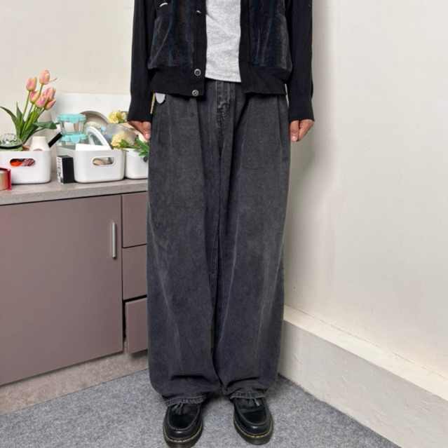 8 Second Baggy Jeans