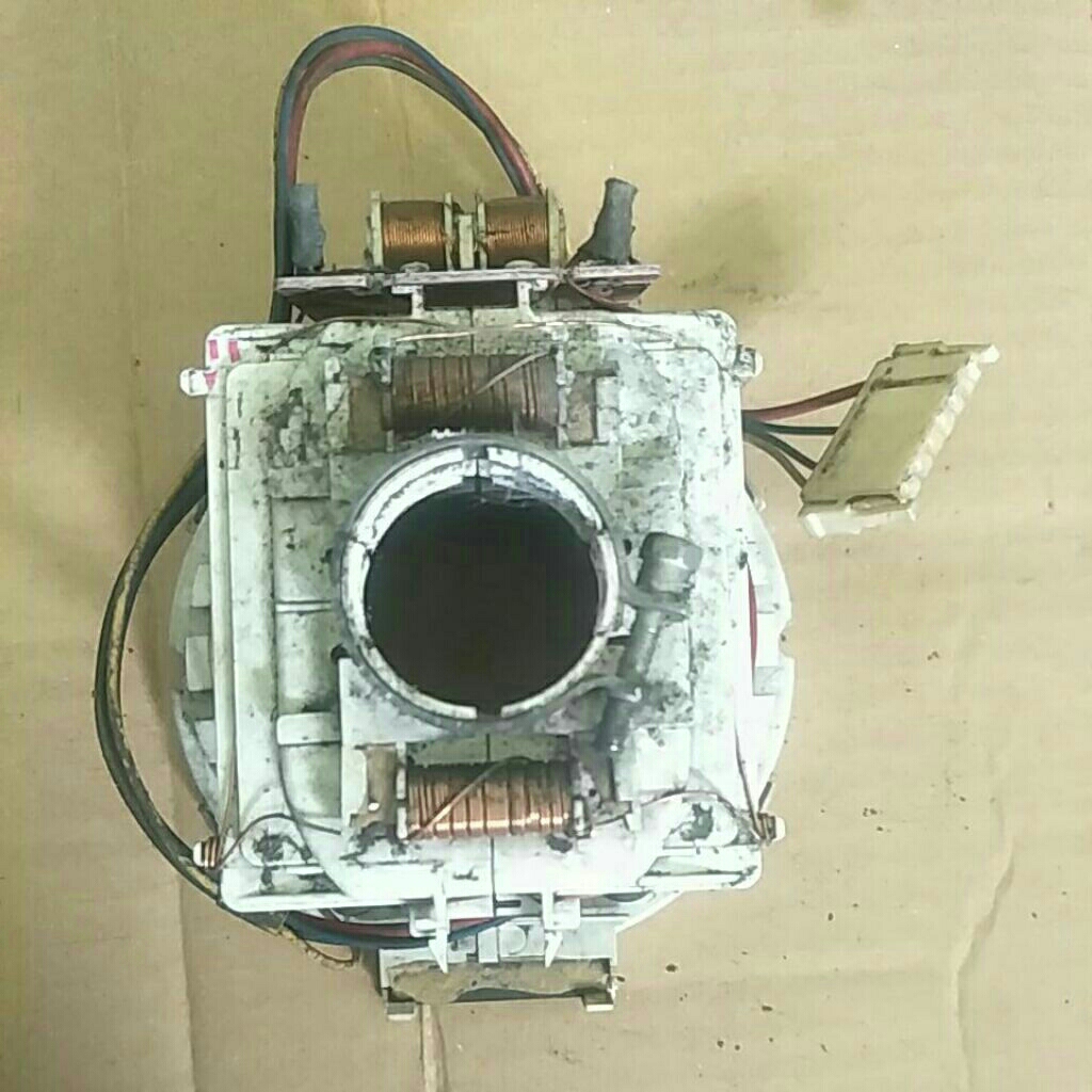 yoke defleksi tv toshiba layar datar 21in original