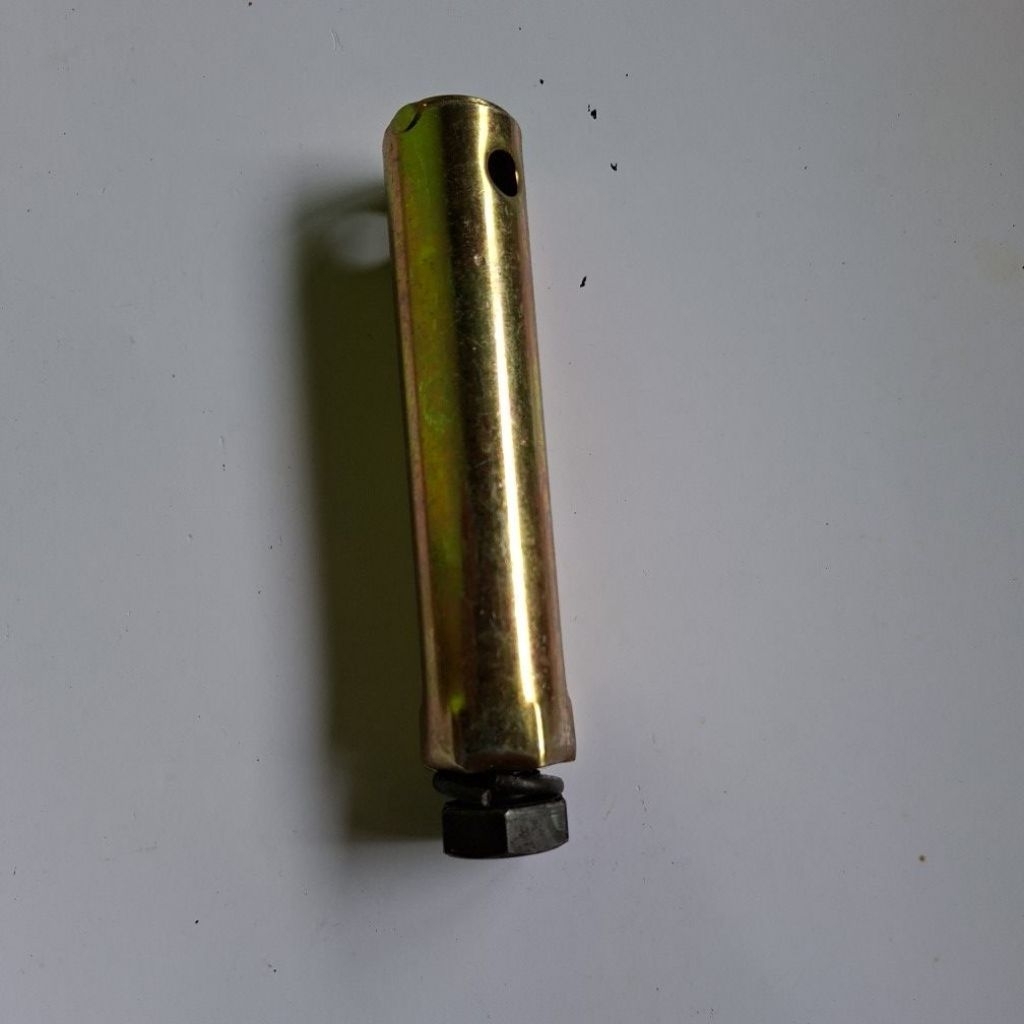 mur baut gantungan ban serep L300