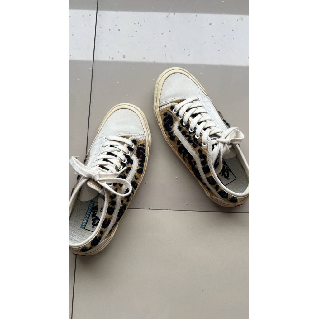 PRELOVED - VANS LEOPARD ORIGINAL