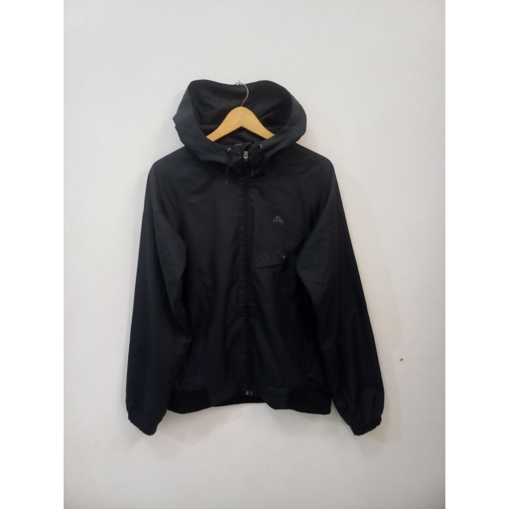 Jaket NIKE ACG
