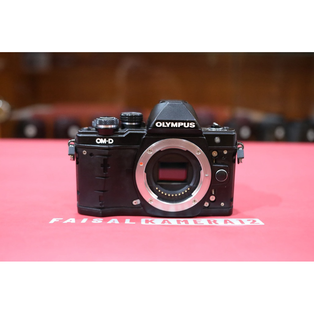 OLYMPUS (OM-D) E-M10 ll BODY ONLY