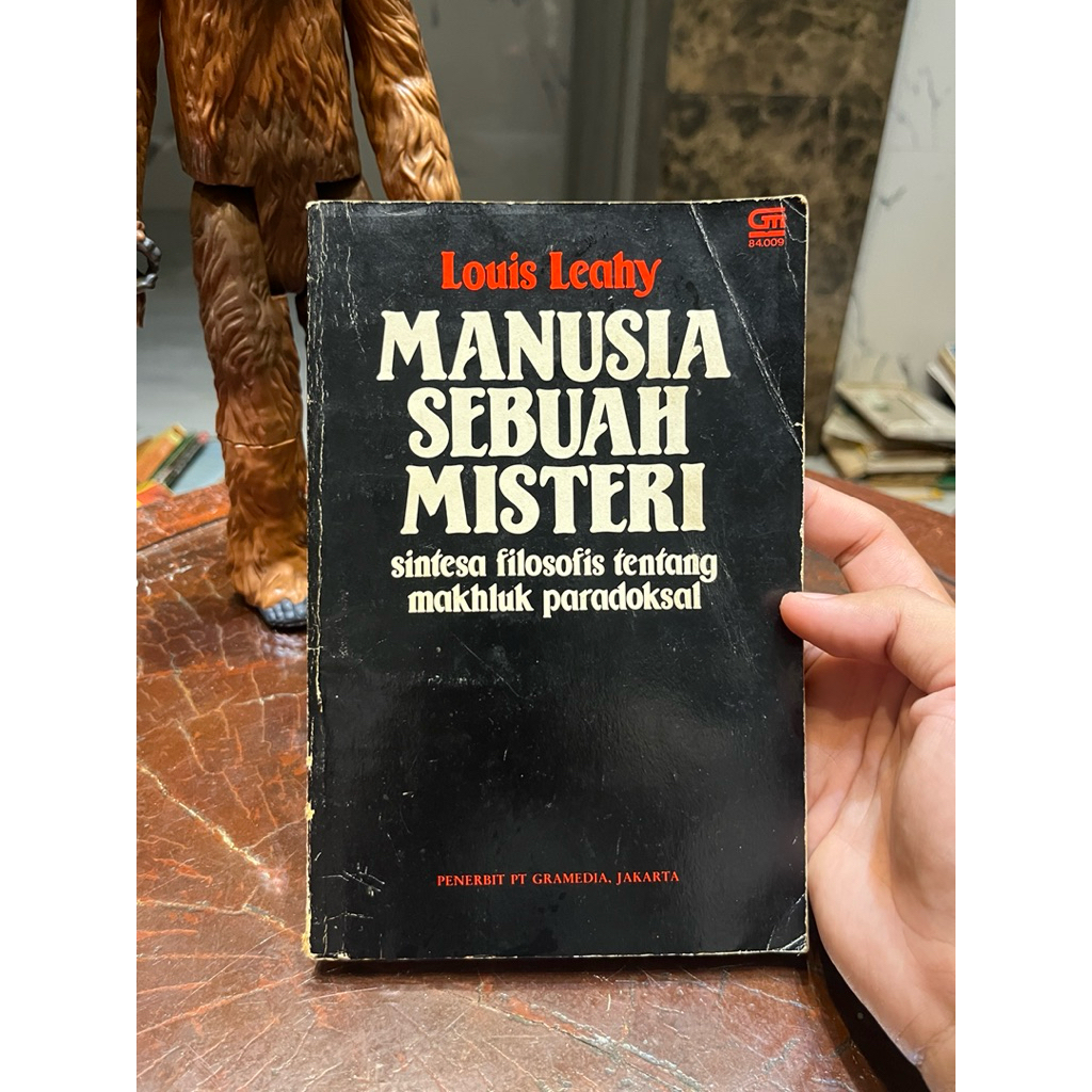 Manusia Sebuah Misteri: Sintesa Filosofis tentang Makhluk Paradoksal -Louis Leahy