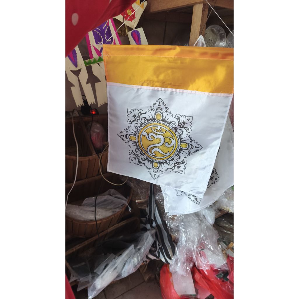 Kober Penjor // Kober putih kuning