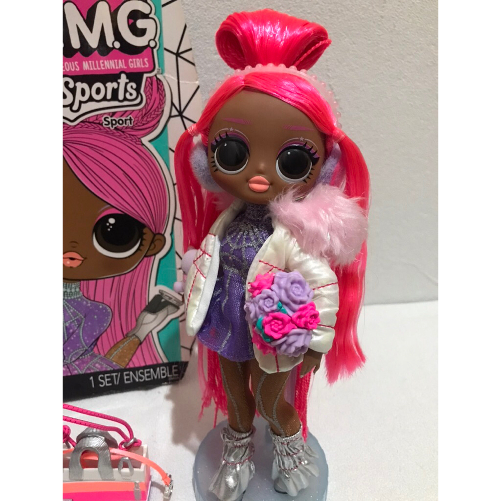 LOL SURPRISE OMG BIB